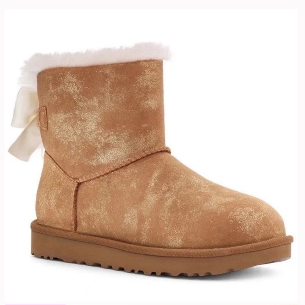 UGGS Mini Bailey Bow Twinkle Classic Chestnut US Sz 6